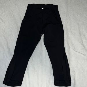 Lulu lemon cropped black leggings size 4